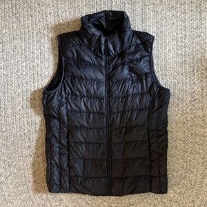 Uniqlo Women’s Dark Navy Puffer Vest